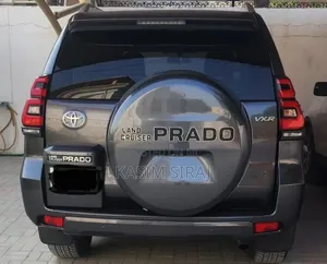 Toyota Land Cruiser Prado 2.8 D-4D 2015 Gray