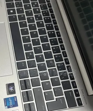 New Laptop HP EliteBook 840 G9 16GB Intel Core i7 SSD 512GB