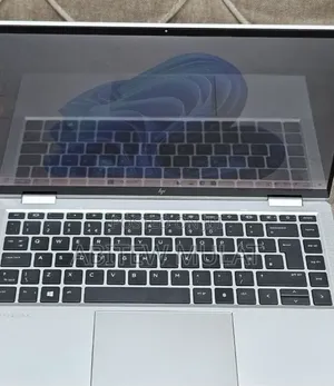 New Laptop HP EliteBook 830 G9 16GB Intel Core i5 SSD 512GB