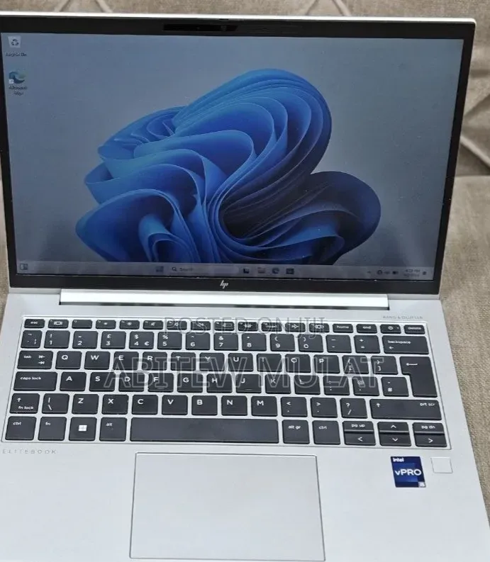 New Laptop HP EliteBook 845 G8 16GB AMD Ryzen 7 SSD 512GB