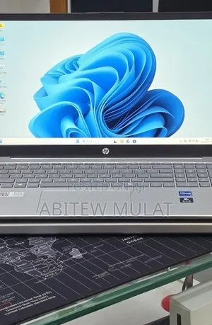 New Laptop HP Stream Notebook 16GB Intel Core i7 SSD 1T