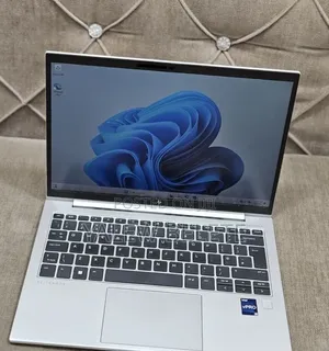 New Laptop HP EliteBook 845 G8 16GB AMD Ryzen 7 SSD 512GB