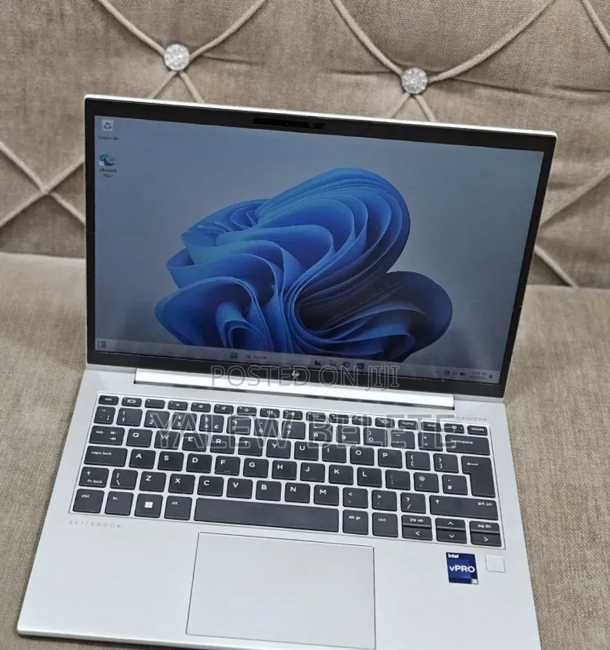 New Laptop HP EliteBook 845 G8 16GB AMD Ryzen 7 SSD 512GB