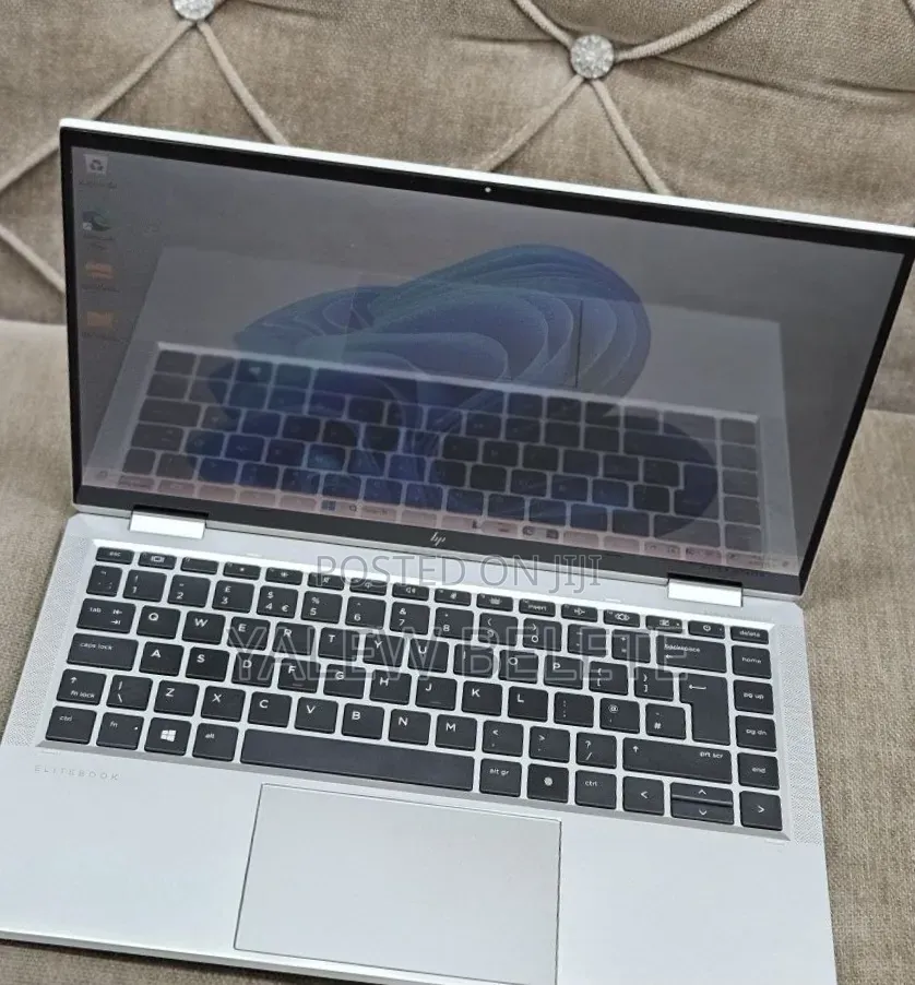 New Laptop HP EliteBook 830 G9 16GB Intel Core i5 SSD 512GB
