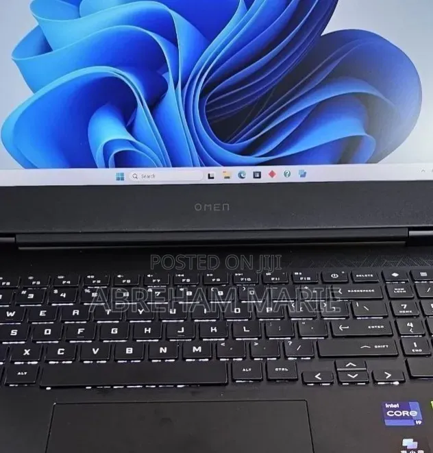 New Laptop HP Omen 16 16GB Intel Core i9 SSD 1T