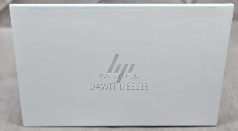 New Laptop HP EliteBook 830 G9 16GB Intel Core i5 SSD 512GB