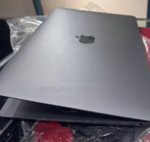 New Laptop Apple MacBook Air 2020 M1 8GB Apple M1 SSD 256GB