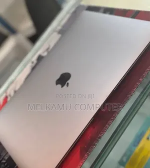 New Laptop Apple MacBook Air 2020 M1 8GB Apple M1 SSD 256GB