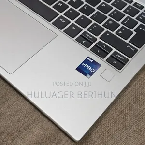 New Laptop HP EliteBook 830 G9 16GB Intel Core i5 SSD 512GB