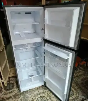 Hisense 380L Refrigerator