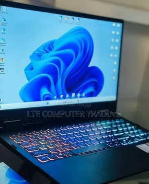New Laptop HP Omen 15 16GB Intel Core i7 SSD 1T