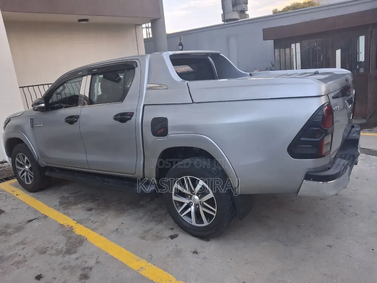 Toyota Hilux Revo Double Cab Deisel 2.4 AWD 2017 Silver