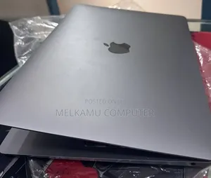 New Laptop Apple MacBook Air 2020 M1 8GB Apple M1 SSD 256GB