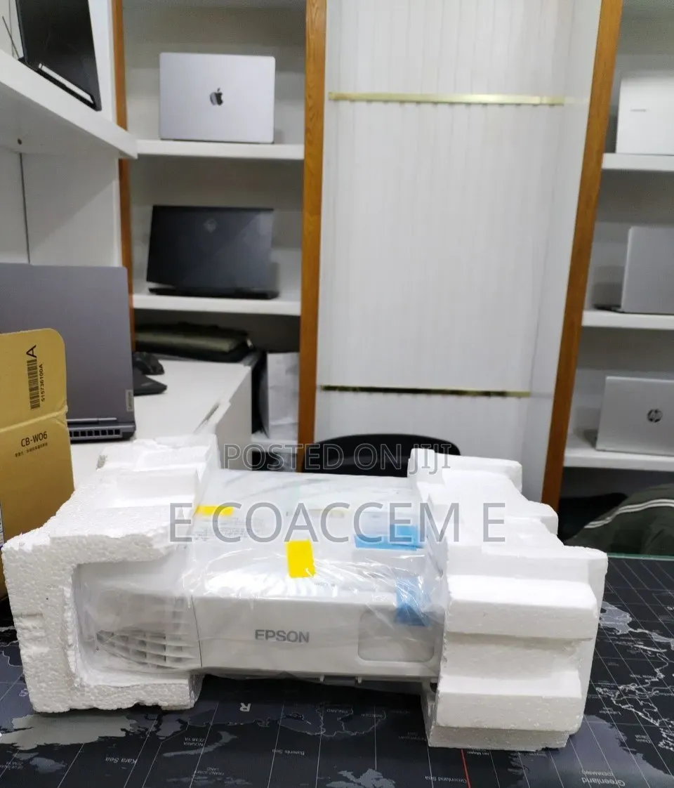 Brand New  EPSON Projector
Quantity 2PC