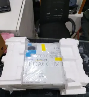 Brand New  EPSON Projector
Quantity 2PC