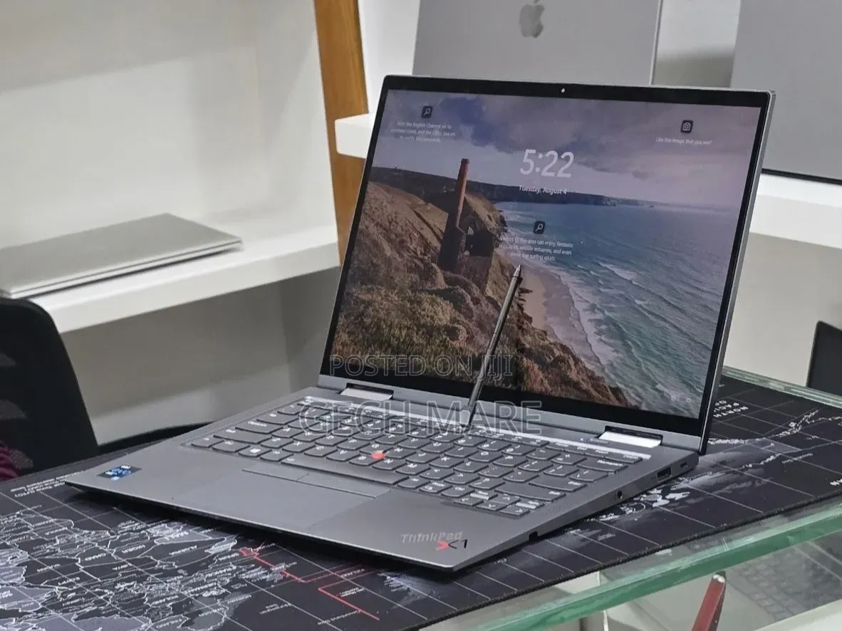 New Laptop Lenovo Yoga 7i 16GB Intel Core i5 SSD 512GB