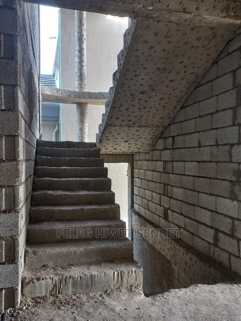 7bdrm House in አአ, Bole for Sale