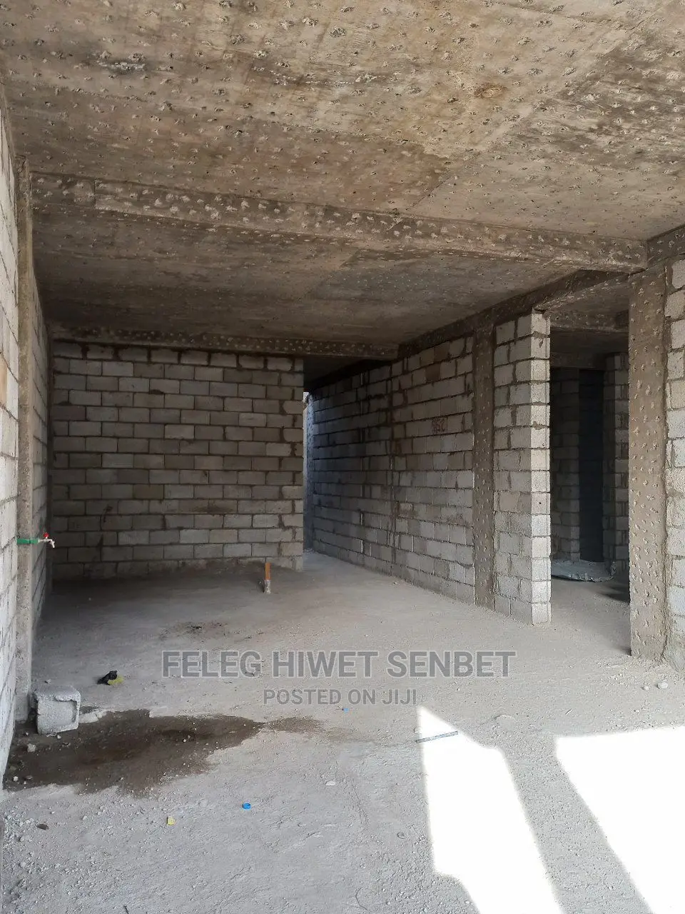 7bdrm House in አአ, Bole for Sale