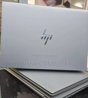 New Laptop HP EliteBook 840 G10 16GB Intel Core i7 SSD 512GB