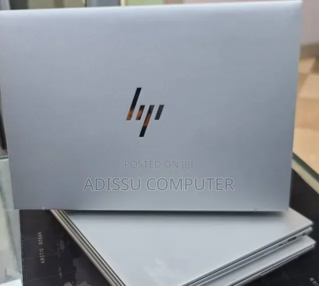 New Laptop HP EliteBook 840 G10 16GB Intel Core i7 SSD 512GB
