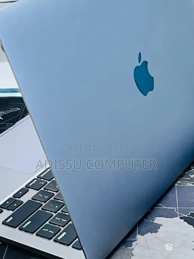 New Laptop Apple MacBook Air 2020 M1 16GB Apple M1 SSD 256GB