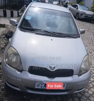New Toyota Vitz 1.0 FWD 3dr 2004 Silver