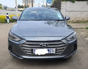 Hyundai Avante 2017 Gray