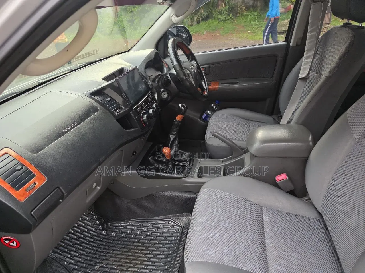 Toyota Hilux 2015 Silver