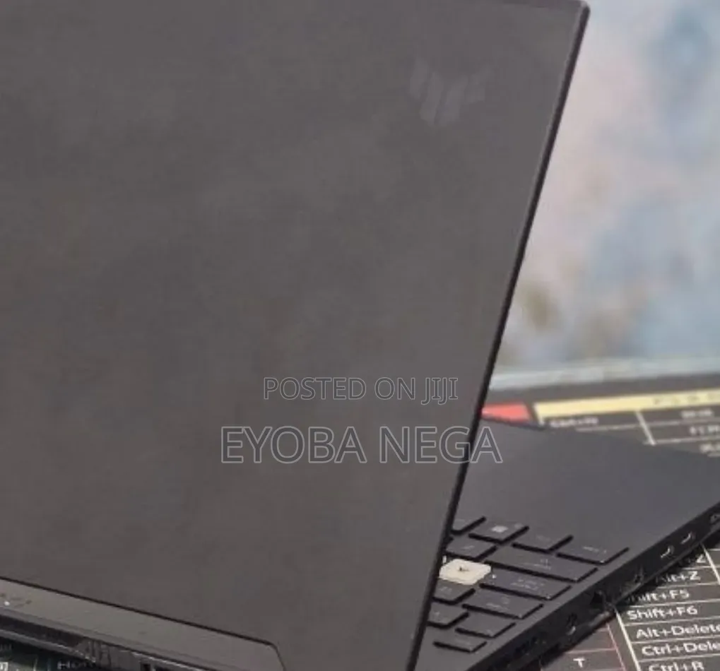 New Laptop Asus TUF Gaming F15 16GB Intel Core i7 SSD 512GB