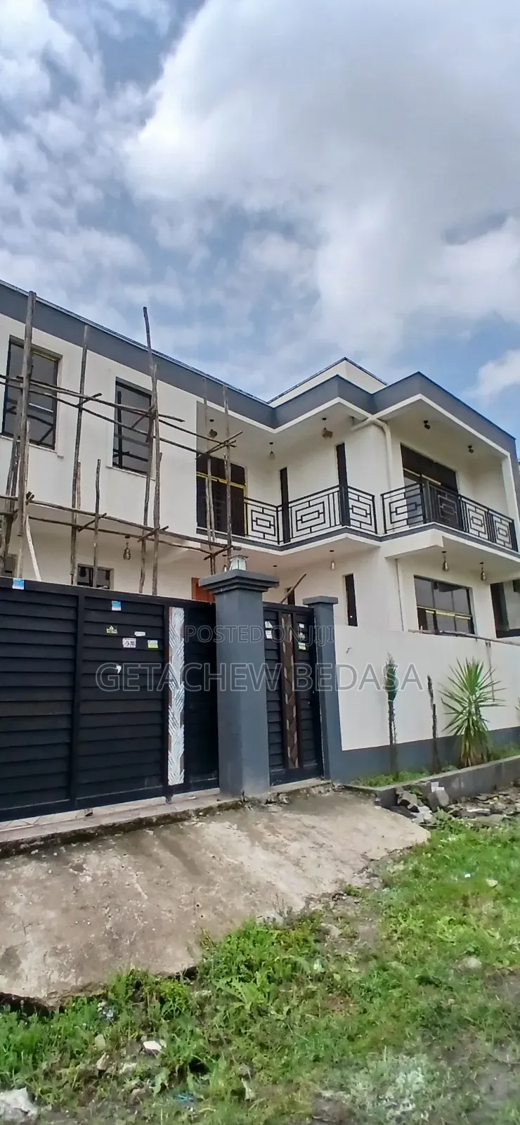 Furnished 6bdrm House in Oromia-Finfinne for sale