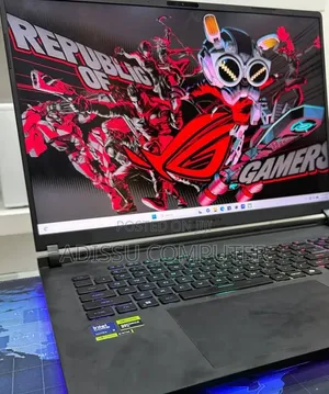 New Laptop Asus ROG Strix G18 32GB Intel Core Ultra 9 SSD 2T