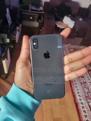 Apple iPhone X 64 GB Gray