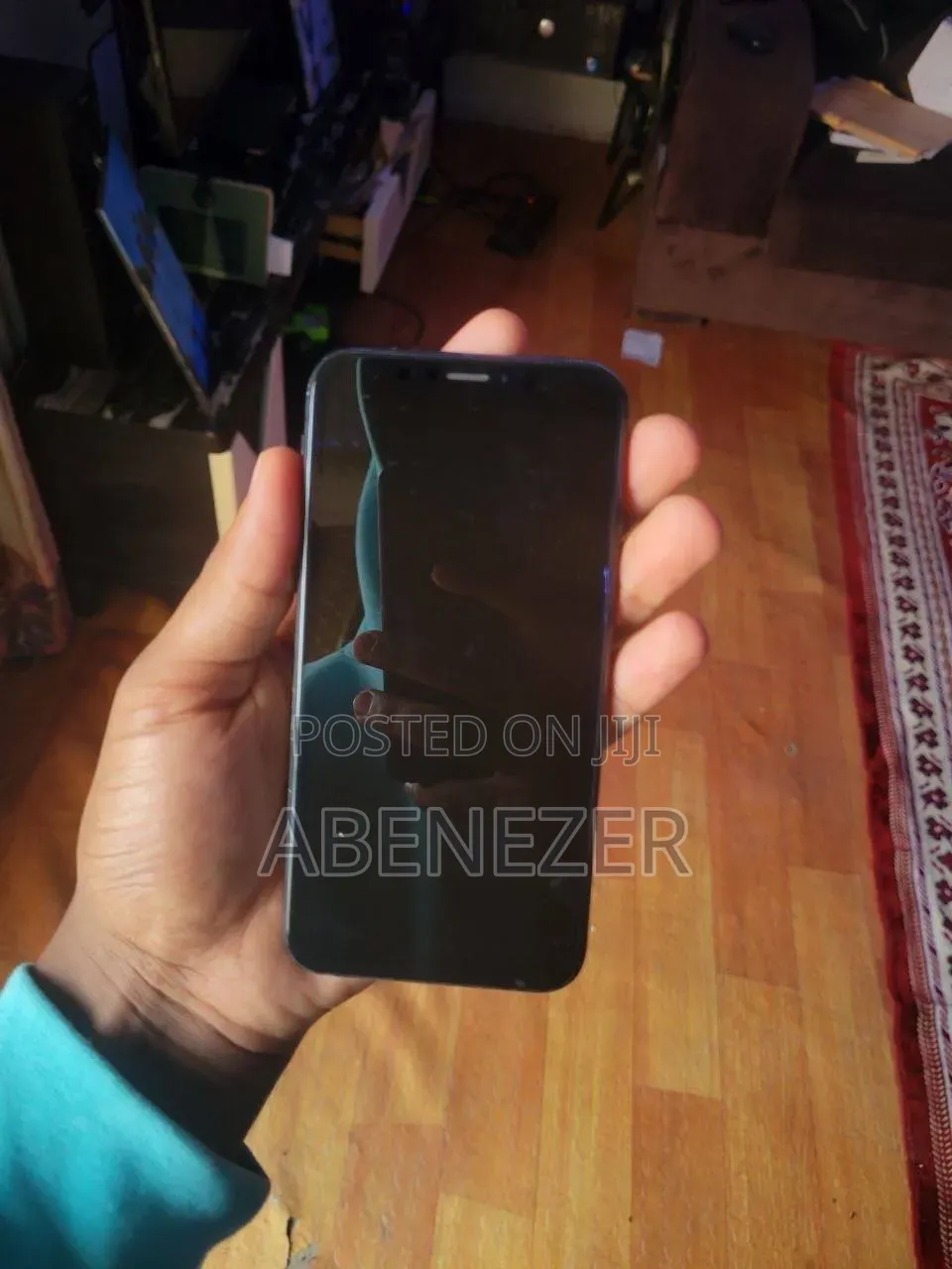 Apple iPhone X 64 GB Gray