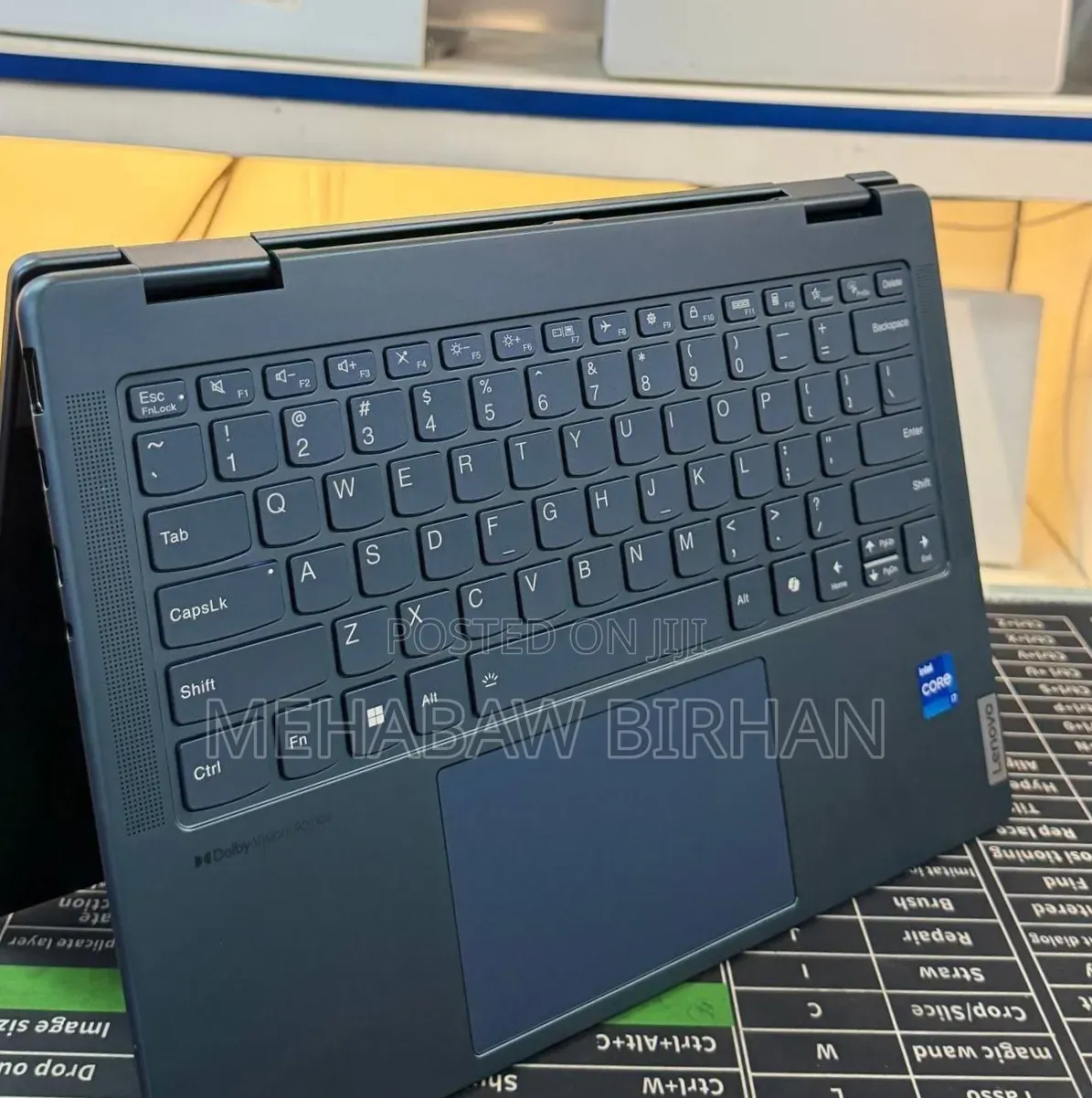 New Laptop Lenovo Yoga 7i 16GB Intel Core i7 SSD 512GB