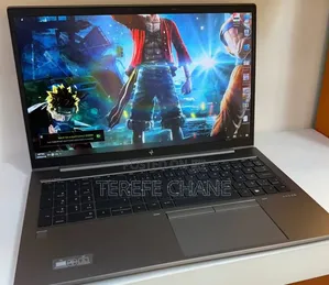 New Laptop HP ZBook Firefly G8 16GB Intel Core i7 SSD 512GB