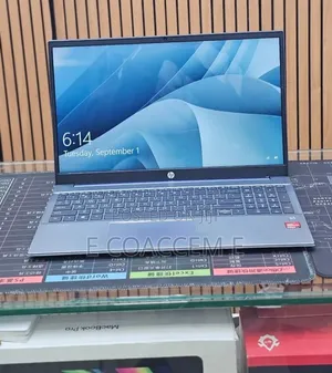 New Laptop HP 8GB Intel Core i5 SSD 512GB