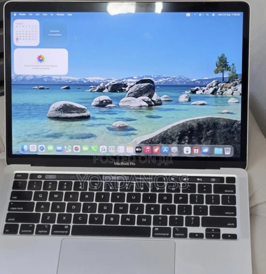 New Laptop Apple MacBook 2020 32GB Intel Core i7 SSD 512GB
