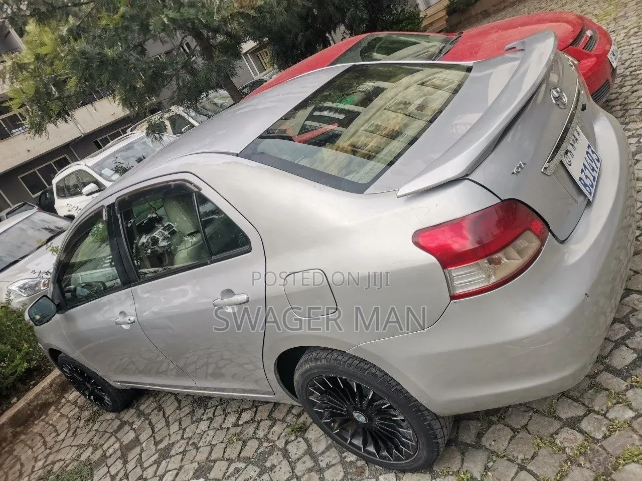 Toyota Yaris 2010 Silver