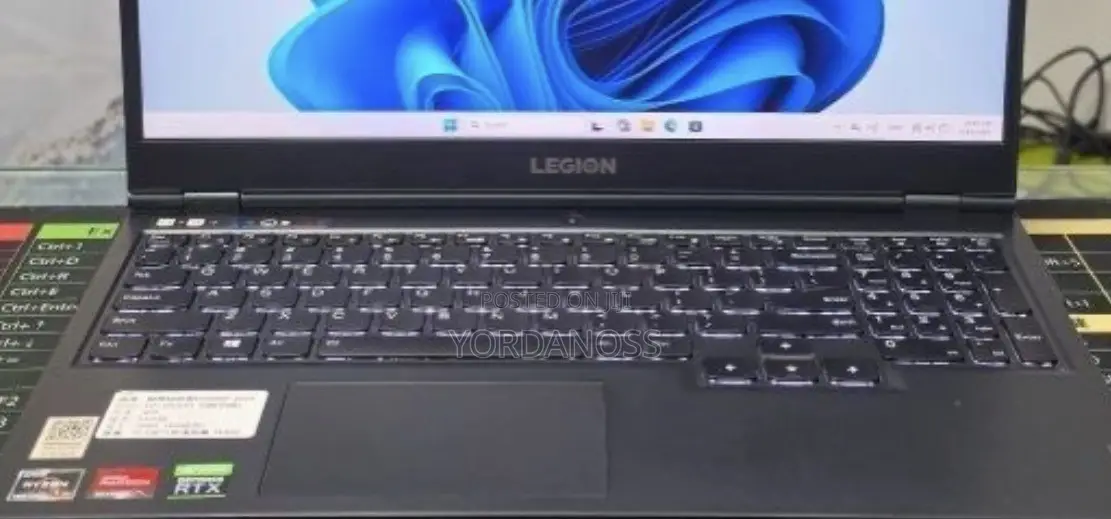New Laptop Lenovo Legion 5 16GB AMD Ryzen 7 SSD 512GB