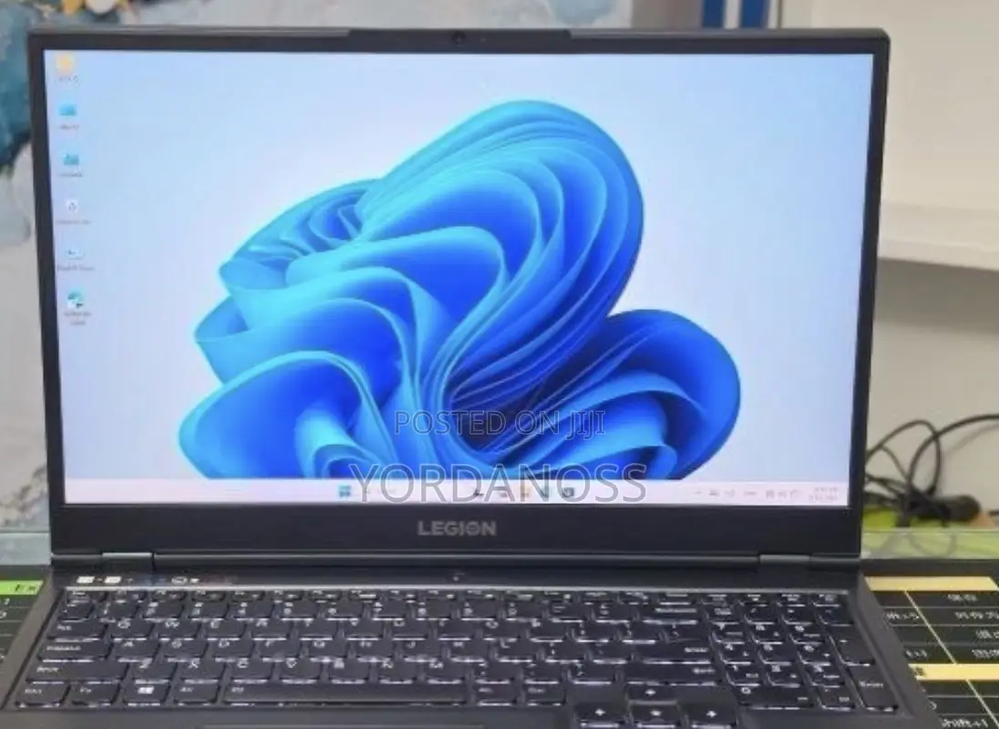 New Laptop Lenovo Legion 5 16GB AMD Ryzen 7 SSD 512GB