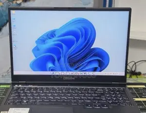 New Laptop Lenovo Legion 5 16GB AMD Ryzen 7 SSD 512GB