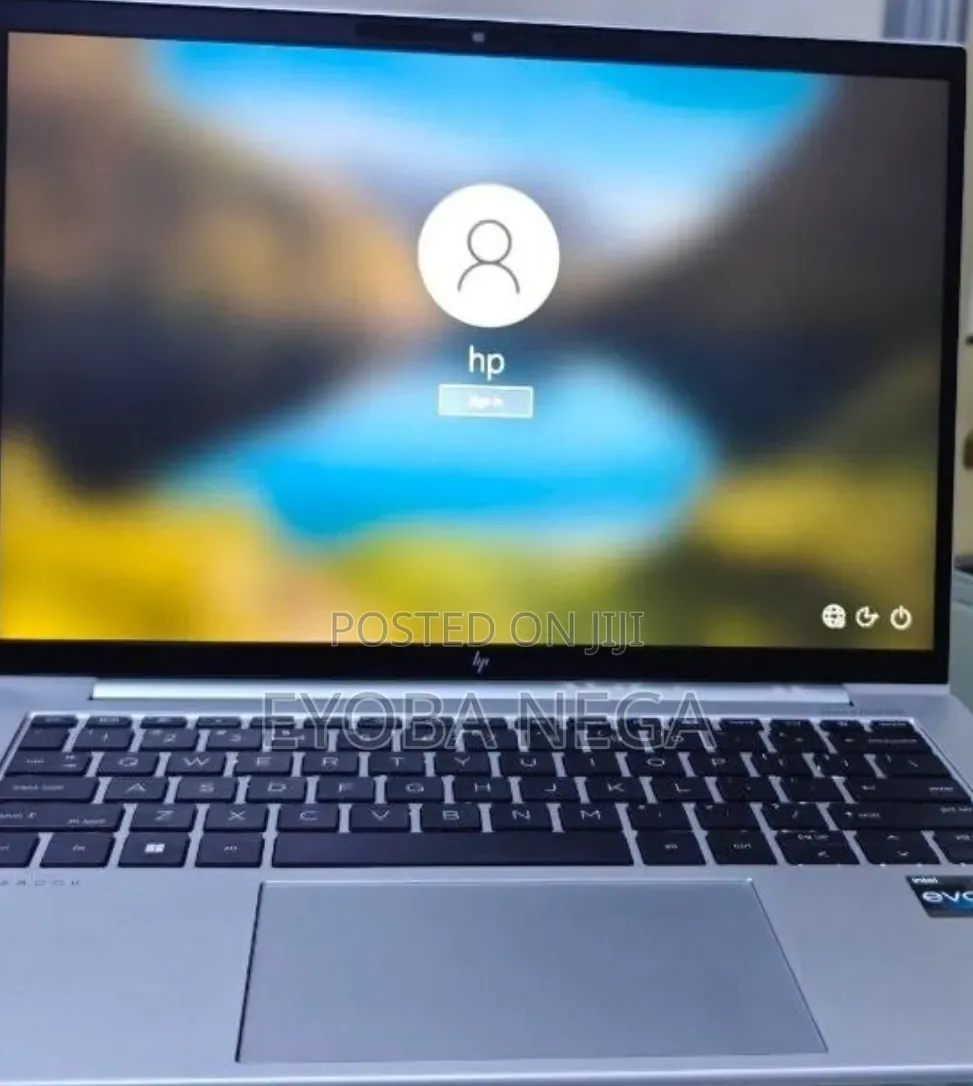 New Laptop HP EliteBook 830 G9 16GB Intel Core i5 SSD 512GB