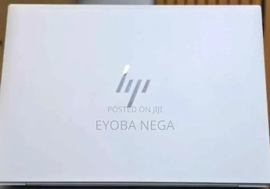New Laptop HP EliteBook 830 G9 16GB Intel Core i5 SSD 512GB