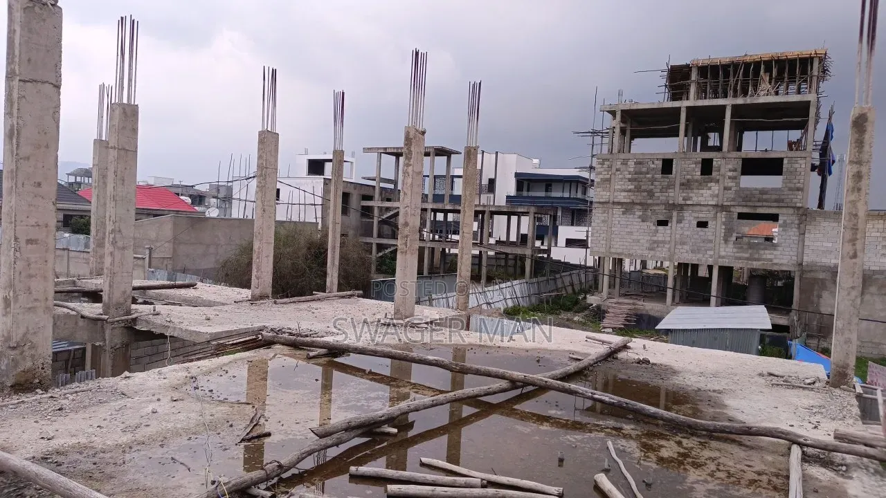 8bdrm Townhouse/Terrace in Roseta Area, Yeka for sale