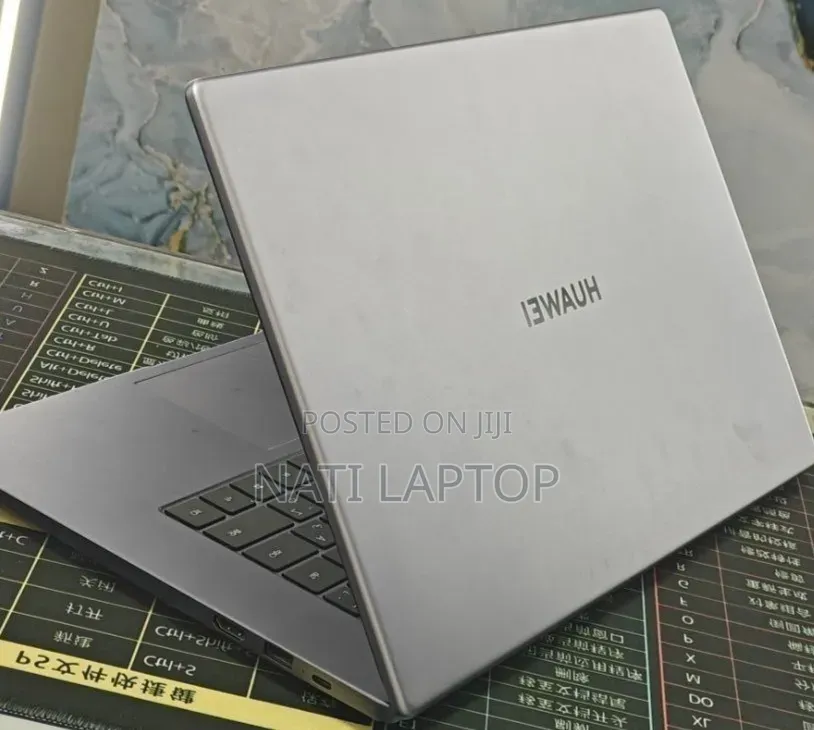 New Laptop Huawei 8GB Intel Core i3 SSD 256GB