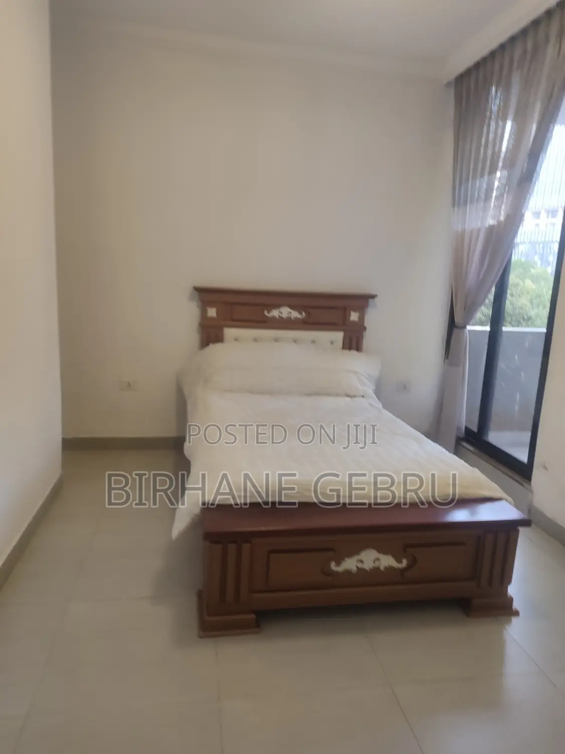 Furnished 3bdrm Apartment in Luxury Ferinshed, Kirkos for rent
