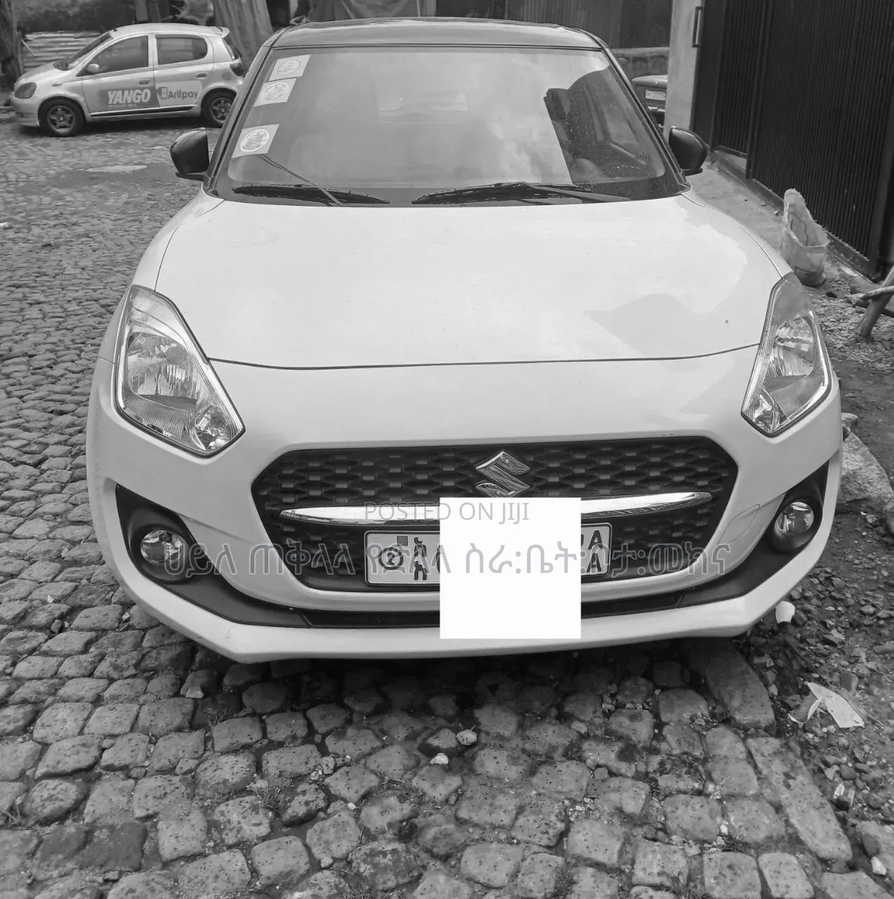 Suzuki Swift 2023 White