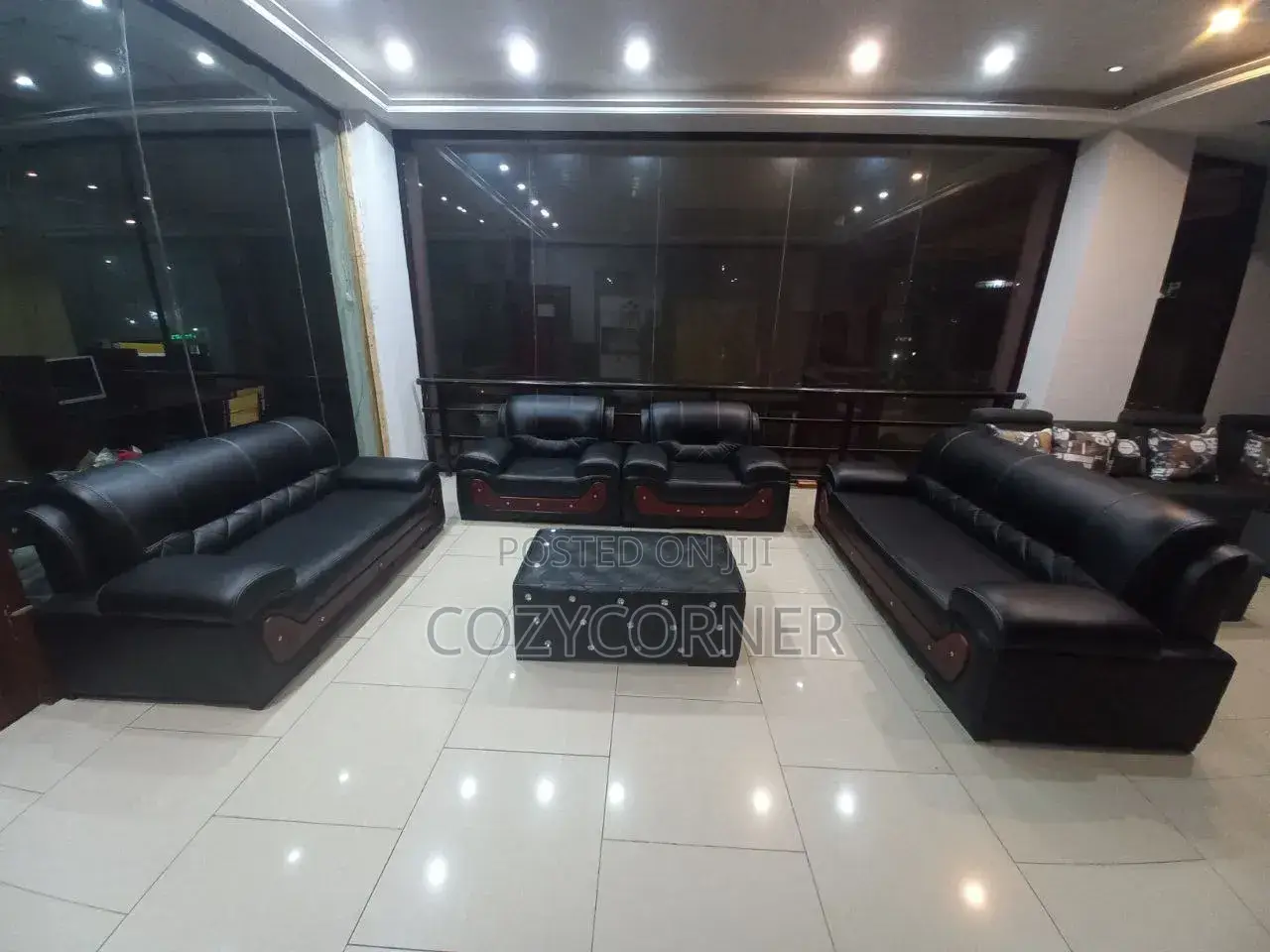 Full Leather Sofa Set With Durability. ሶፋ