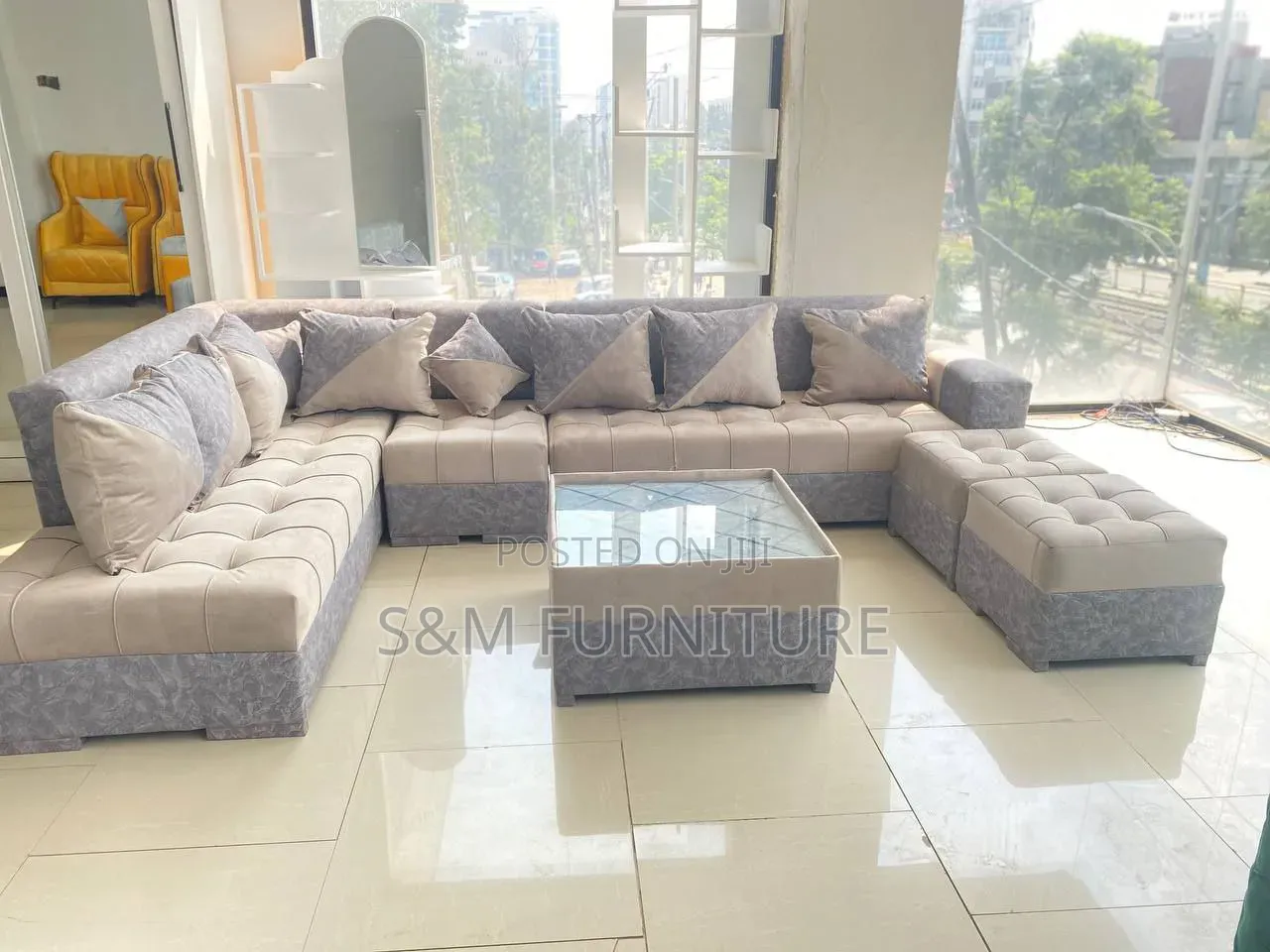 Space Efficient 8 Seater L Shape Sofa. ሶፋ