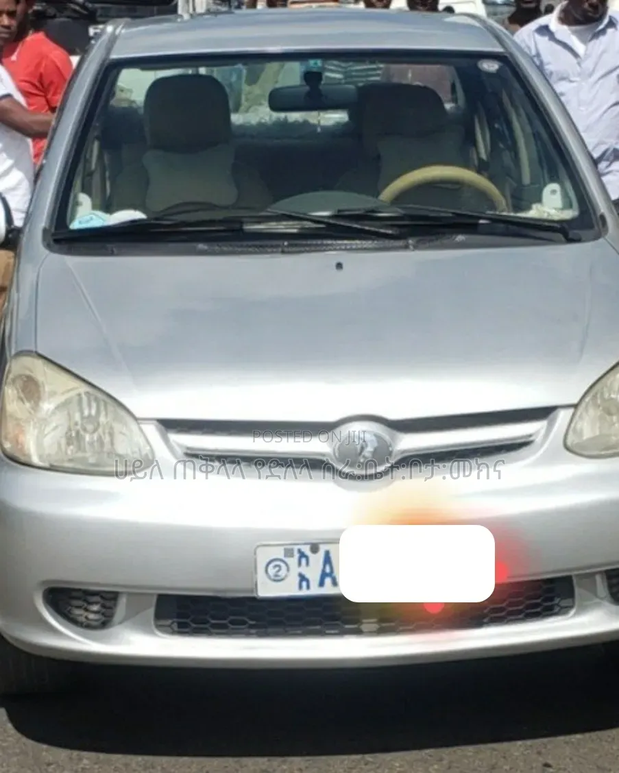 Toyota Platz 2005 Purple